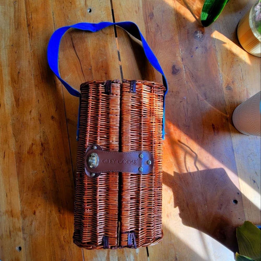 Greygoose vintage picnic bag